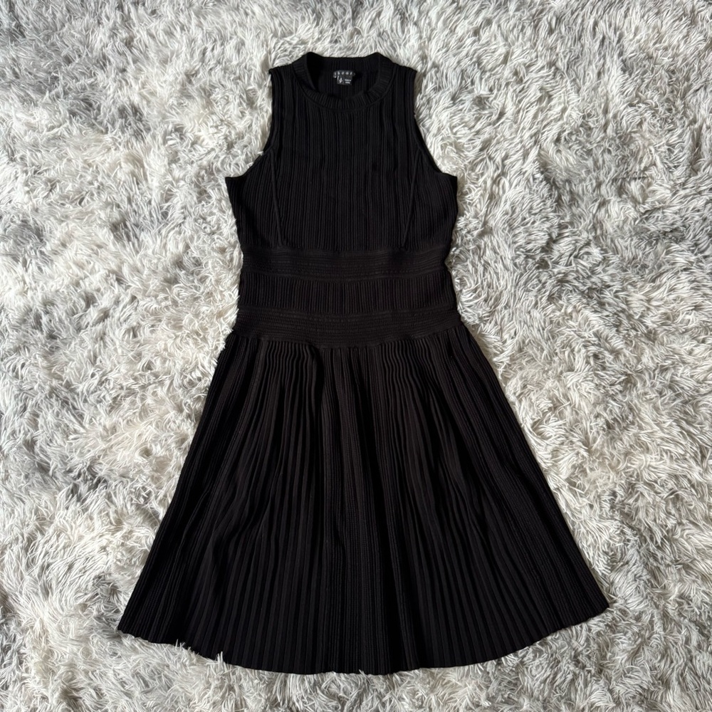Theory Fit & Flare S Knit Knee Length Dress Black Stretch Round Neck Sleeveless